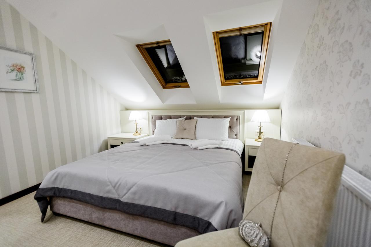 Galant Hotel トラスコヴェッツ エクステリア 写真