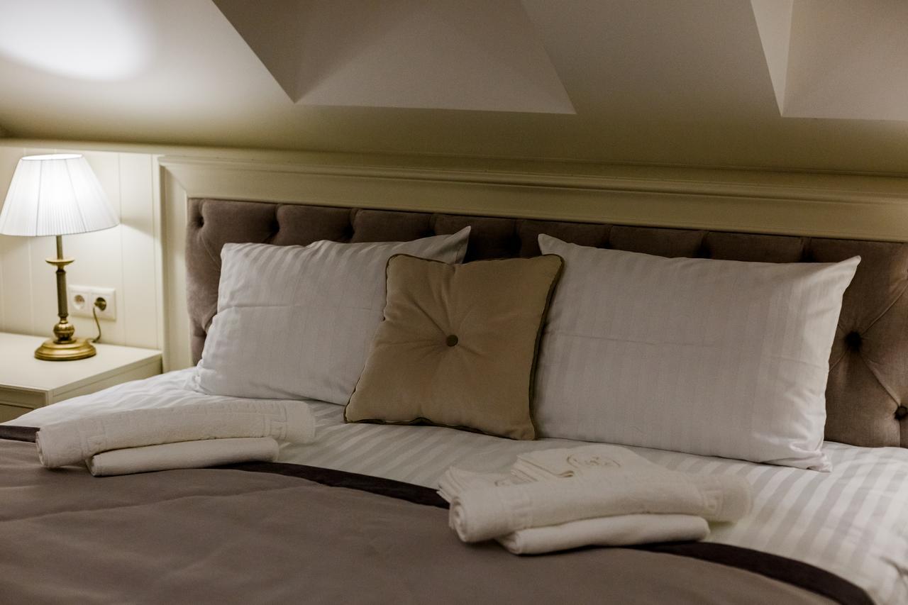 Galant Hotel トラスコヴェッツ エクステリア 写真