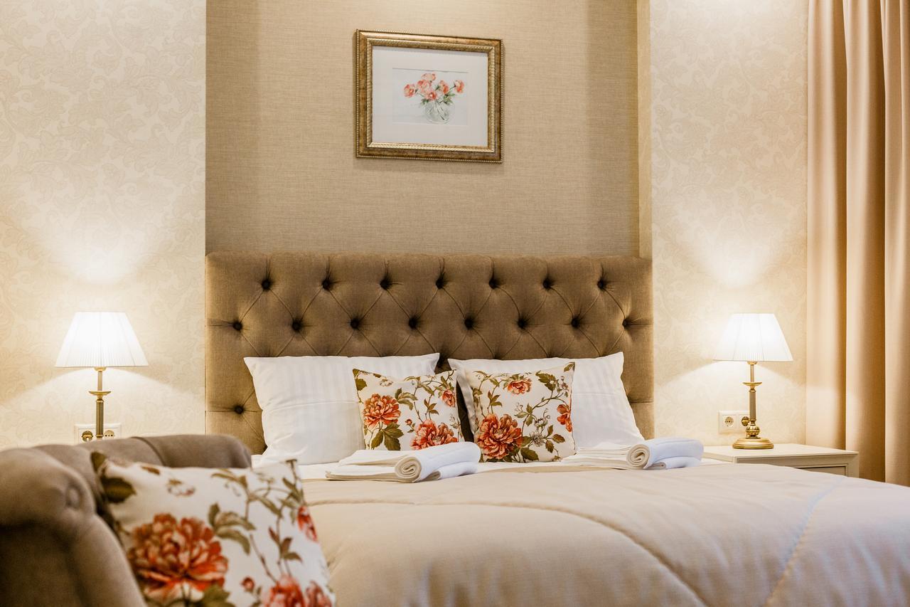 Galant Hotel トラスコヴェッツ エクステリア 写真